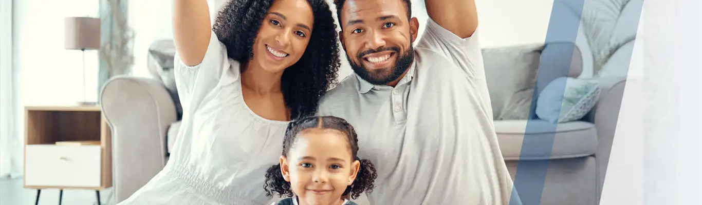 African-American couple meets with broker in home